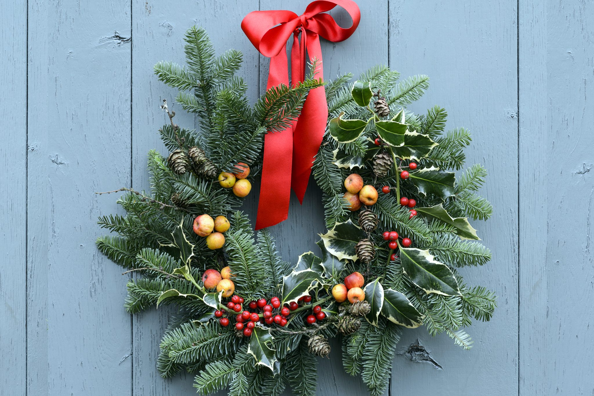 14 Christmas Wreath Ideas | Bbc Gardeners World Magazine for Christmas Wreath Material Crossword