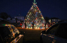 A Christmas Tradition, With Love And Lobster Traps – The Boston Globe regarding Annual Christmas Visitor Crossword