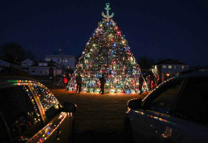 Annual Christmas Visitor Crossword