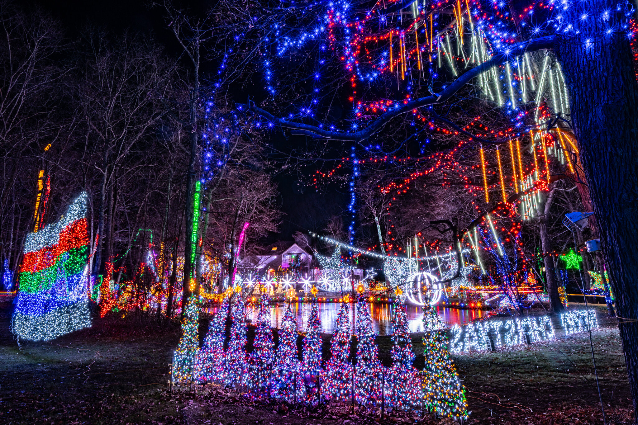 a light display with many but not all glowing reviews the new with regard to christmas lights site crossword A Light Display With Many, But Not All, Glowing Reviews - The New with regard to Christmas Lights Site Crossword