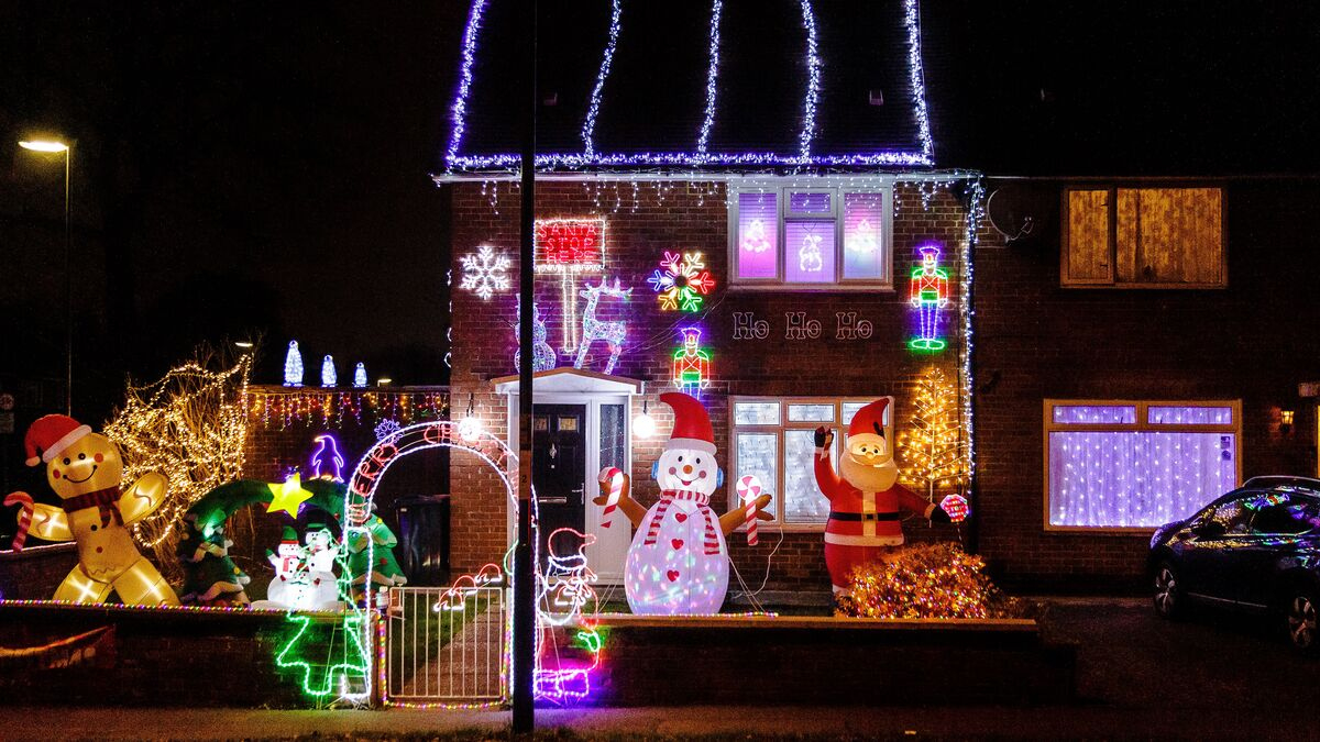 lawyer explains rules for putting christmas lights on your house throughout where outdoor christmas lights may be hung crossword Lawyer Explains Rules For Putting Christmas Lights On Your House throughout Where Outdoor Christmas Lights May Be Hung Crossword